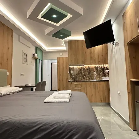 Luxury Semi Basement Apartment With Terrace Athens Exterior photo