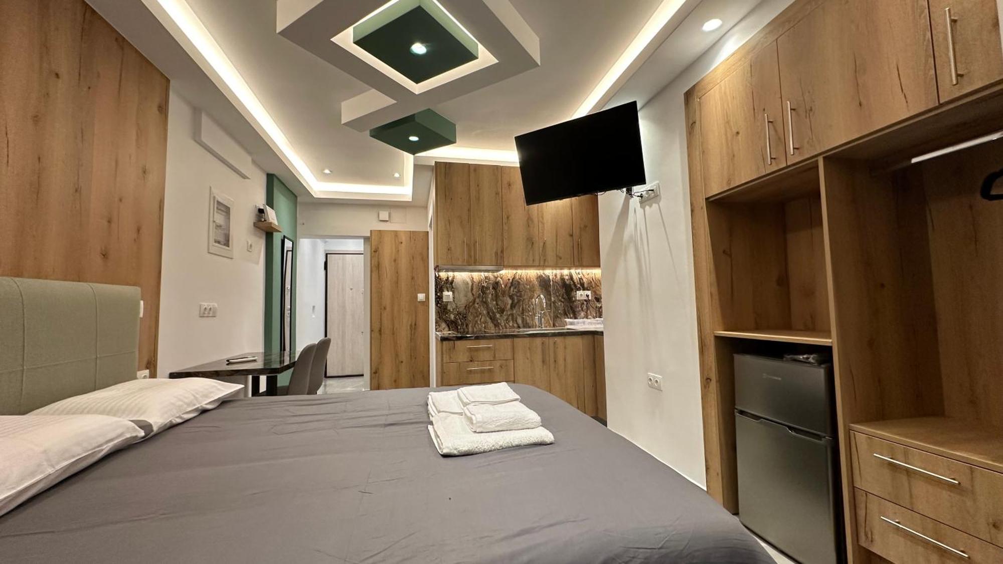 Luxury Semi Basement With Terrace Athens