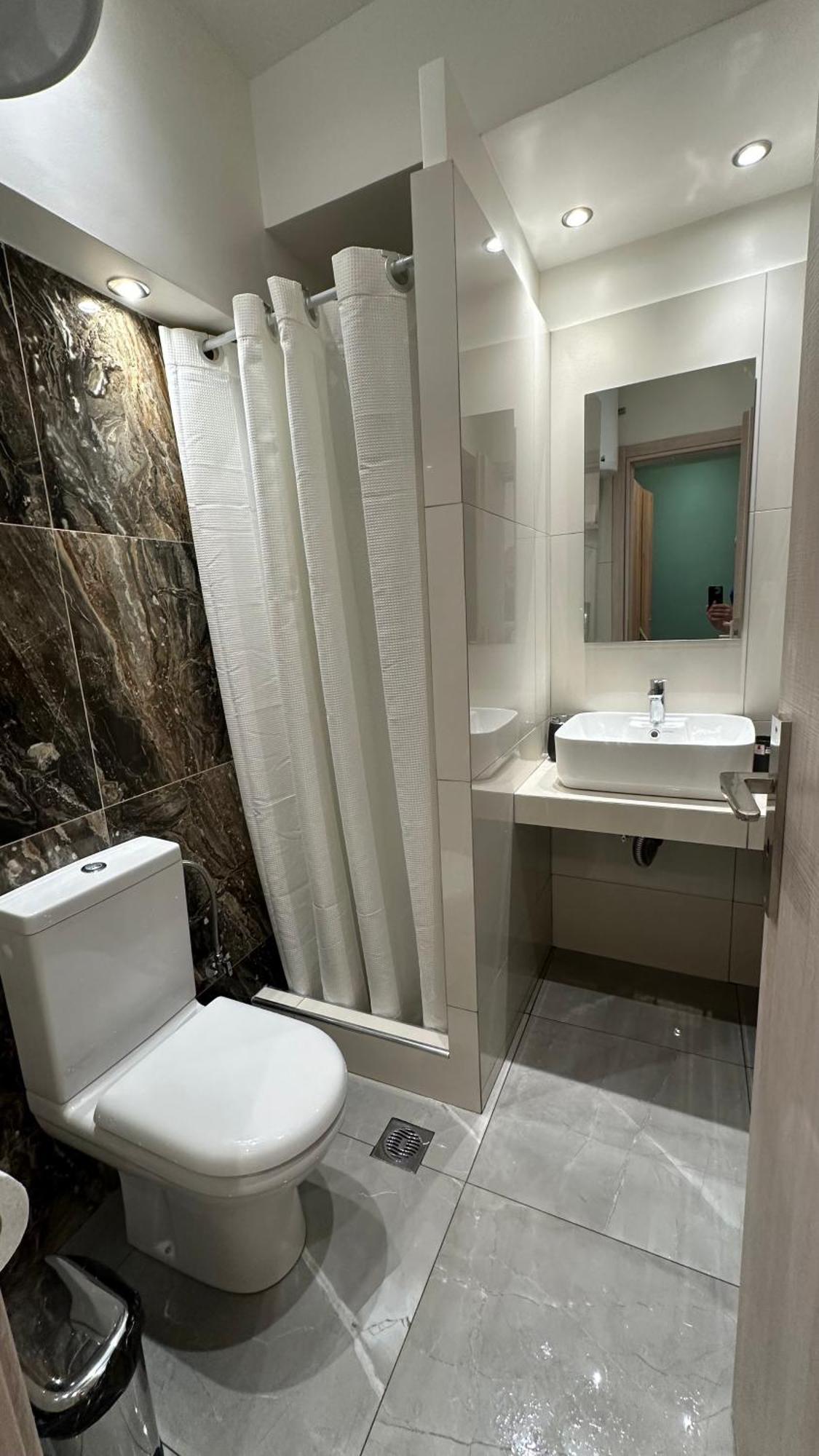 Apartment Luxury Semi Basement With Terrace Athens